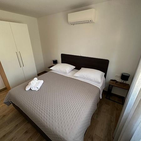 Apartments Top Hill Trogir Eksteriør bilde