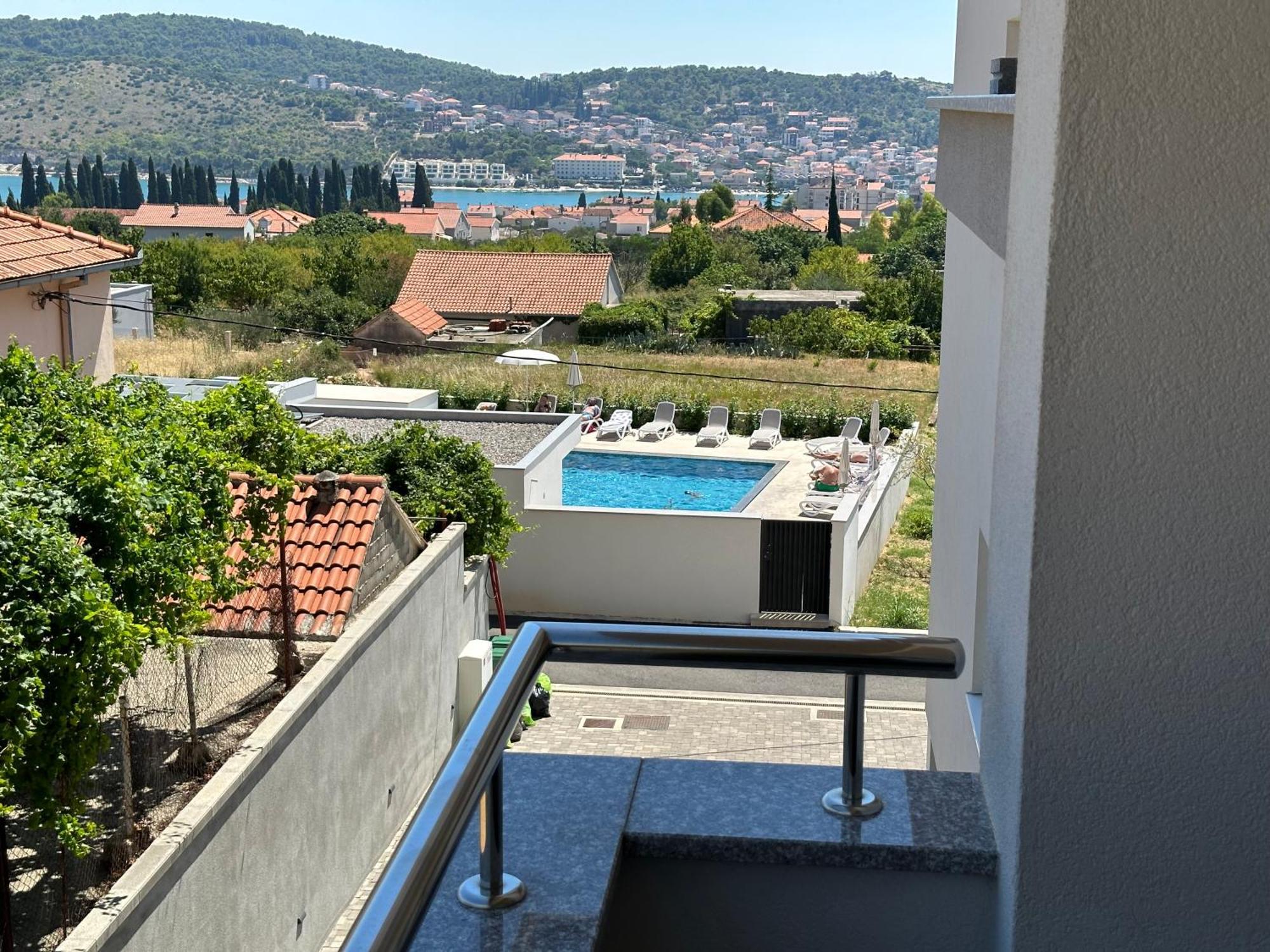 Apartments Top Hill Trogir Eksteriør bilde